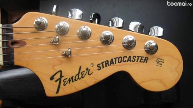 Fender Stratocaster- Negru/ Alb