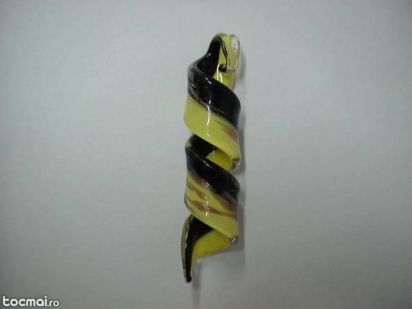 Pandantiv (colier) spirala, negru cu galben, model 318