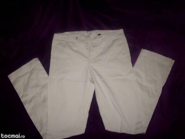 Pantaloni skinny zara