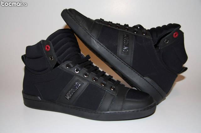 Sneakers Moschino model 56124 colectia 2014