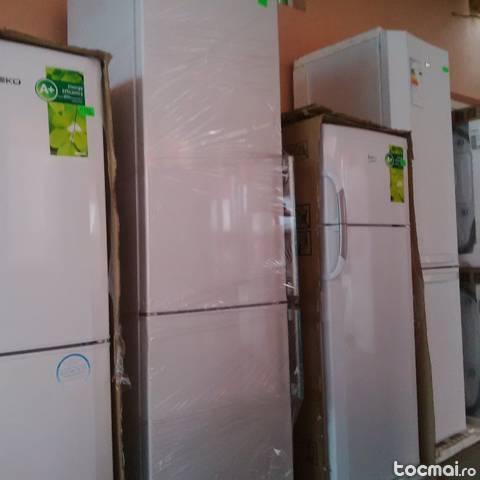 Combina frigorifica Gram capacitate 380 L