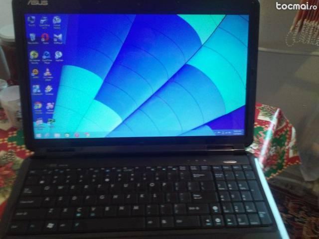 Laptop Asus K50ij impecabil, cadou geanta+mouse