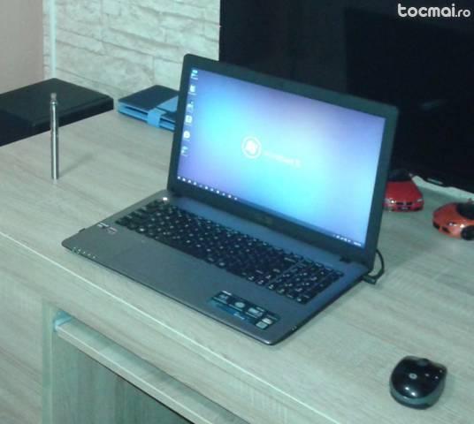 Laptop ASUS R510D
