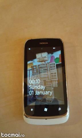 Nokia lumia 610 white