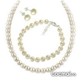 Set din argint cu perle albe