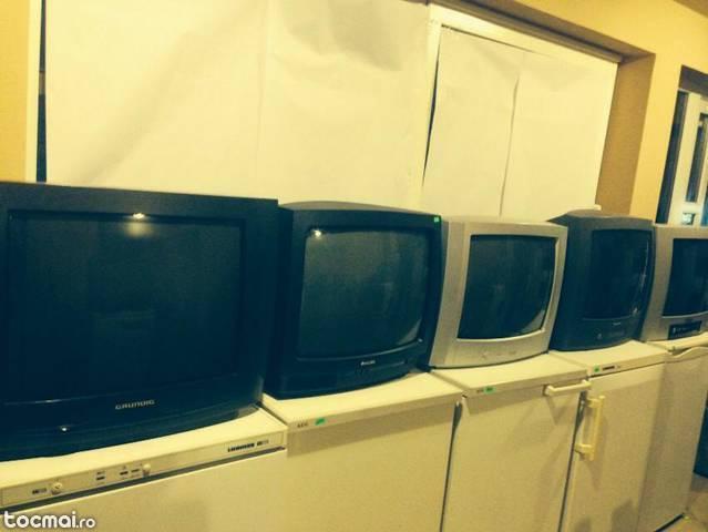 Televizoare diferite modele