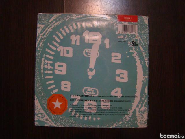 Disc vinil public enemy night train (mic)