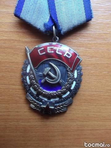 Medalie sovietica Ordinul Steagului Rosu pentru munca