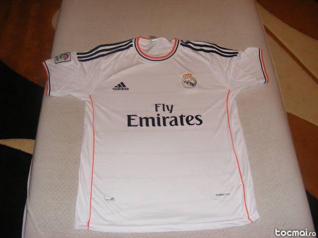 tricou Adidas, Real Madrid nou, cu eticheta