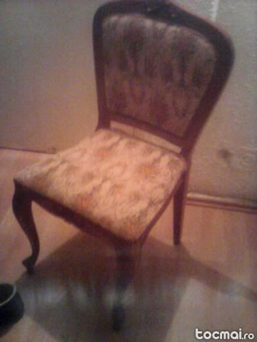 scaun de lemn tapitat Madrigal