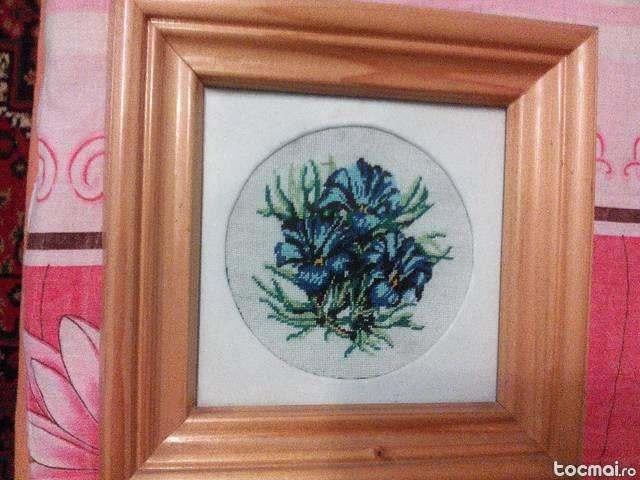 Goblen floare albastra