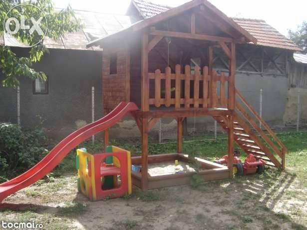 Topogane, balansoare, locuri de joaca pentru copii