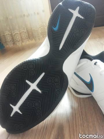 Adidasi Nike Air Affect originali