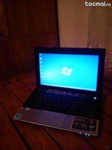 Asus Eee PC 1016P