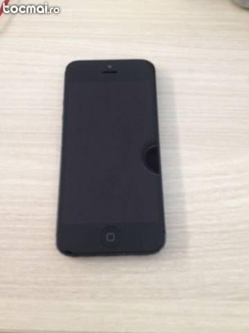 Iphone 5, 16gb, negru, zgariat pe margini