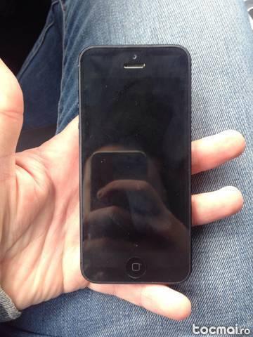 iPhone 5 negru ca nou