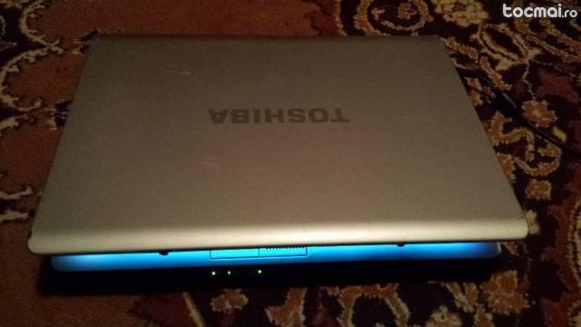 Laptop Toshiba 2 Gb ram Intel 2. 0Ghz Dual Core 320 GB