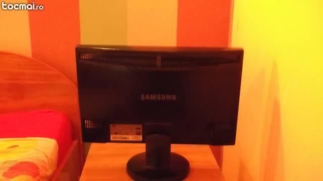 monitor samsung syncmaster 943