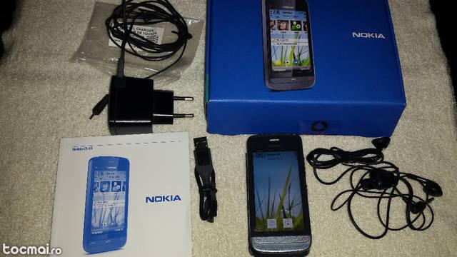 Nokia C5- 03 Touchscreen