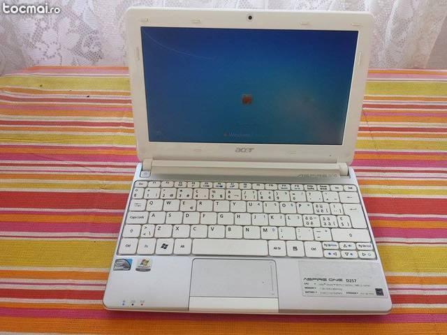 Notebook Acer aspire one D257