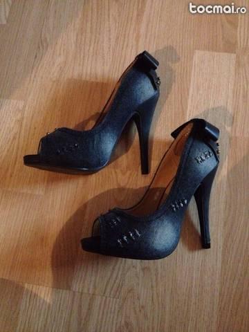 pantofi dama eleganti marimea 35