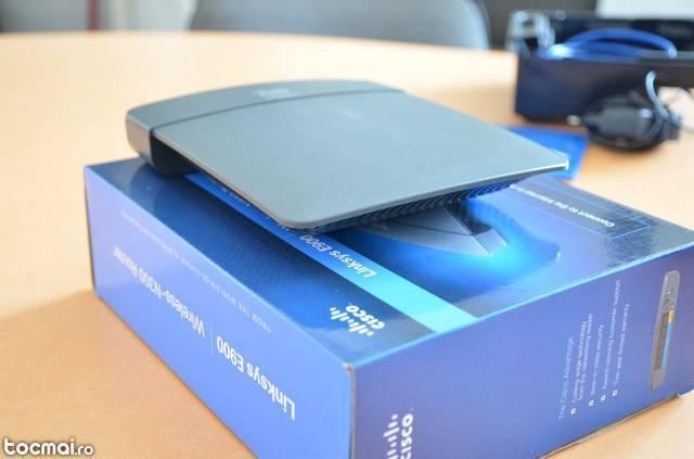 Router Wireless- N 300 Linksys E900.