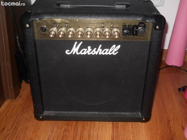 Amplificator Marshall 15FX