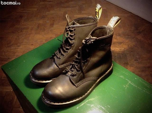 Bocanci Dr. Martens