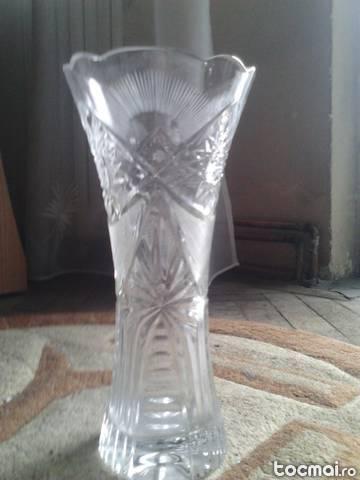Vaza cristal de Bohemia.