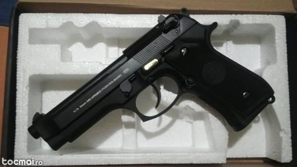 PISTOL BERETTA M9 CALIBRU 6MM PE GAS