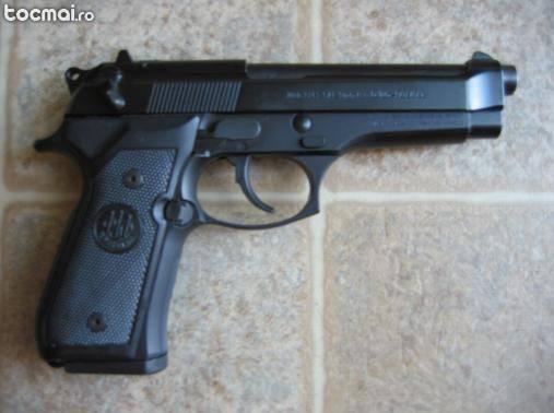 PISTOL BERETTA M9 CALIBRU 6MM PE GAS