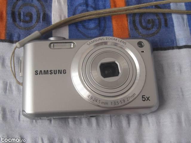 Aparat foto Samsung ES65 10 MP 5X optic defect la obiectiv