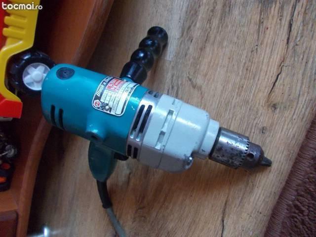 Bormasina Black&Decker impecabila