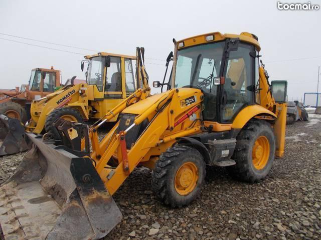 Buldoexcavator 3CX