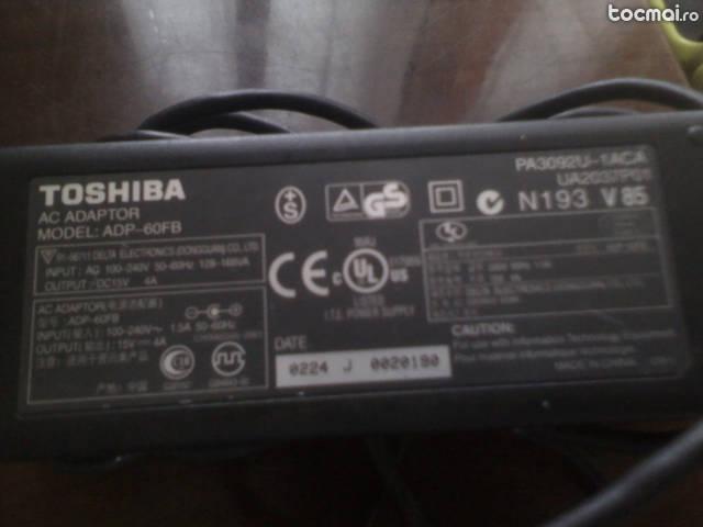 Incarcator toshiba