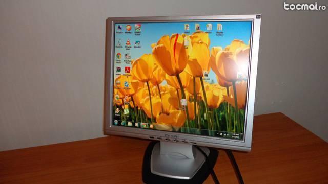 Monitor LCD 17 Inch Impecabil