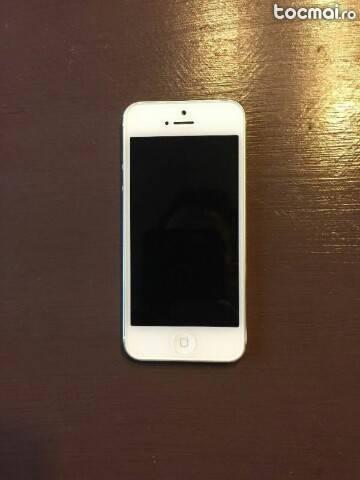 Apple iPhone 5 Silver