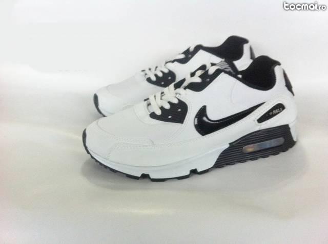 Nike Air Max alb negru