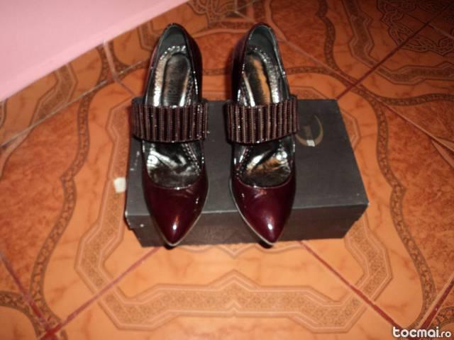 Pantofi just cavalli