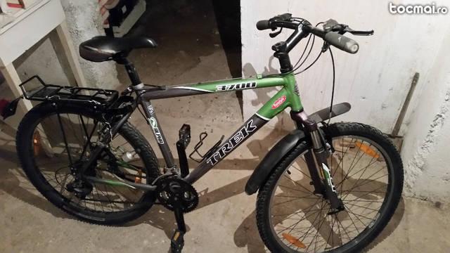 Bicicleta sport germana - Trek model 3700