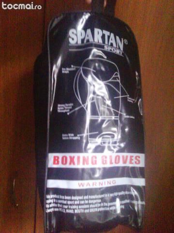 Manusi box Spartan