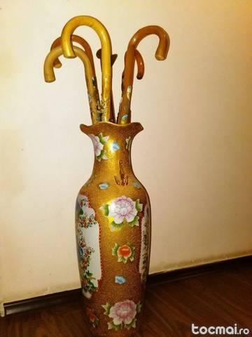 Vaza portelan chinezesc 60 de cm cu 4 bastoane vechi