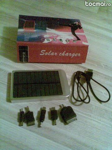 incarcator solar P1100