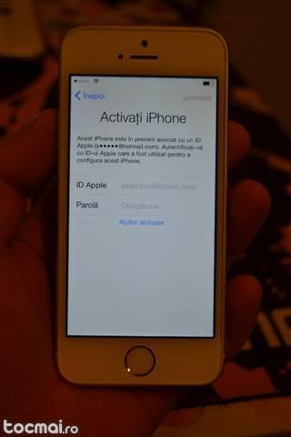 Iphone 5s silver, neverlocked, impecabil, icloud!