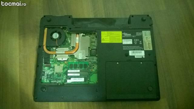 Laptop Fujitsu Amilo XA2528 defect- Ecran negru