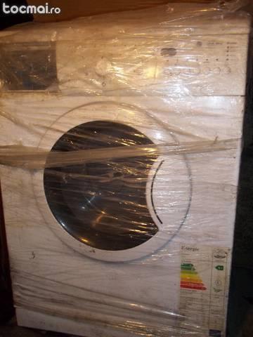 Masina de sapalat Whirlpool