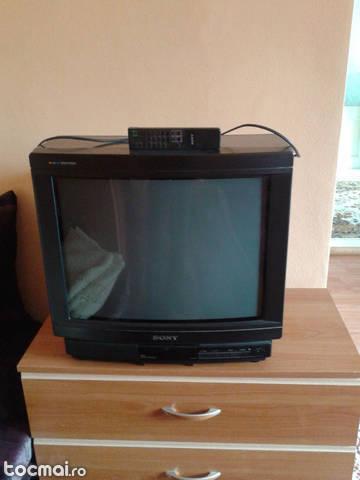 Sony Trinitron TV