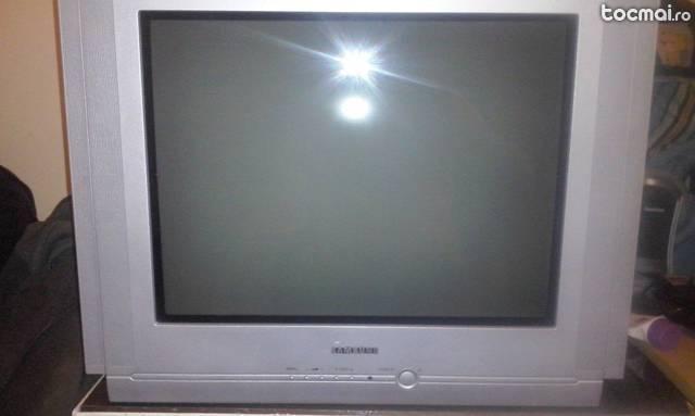 Televizor samsung, diagonala 51 cm, color cu telecomanda