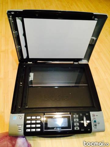 Imprimanta cu scaner fax si wireless