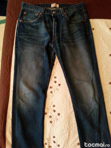 Jeans Levi's Original 501 cu 60% Reducere